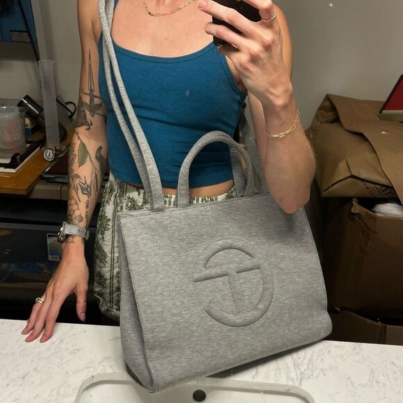 UGG x Telfar Medium Fleece Shopper Bag Gray - Picture 13 of 14